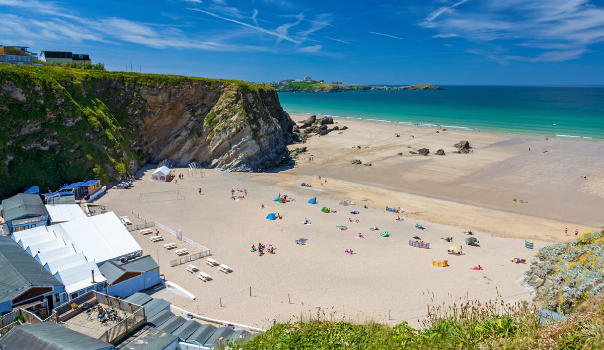 SURF LESSONS IN NEWQUAY, CORNWALL